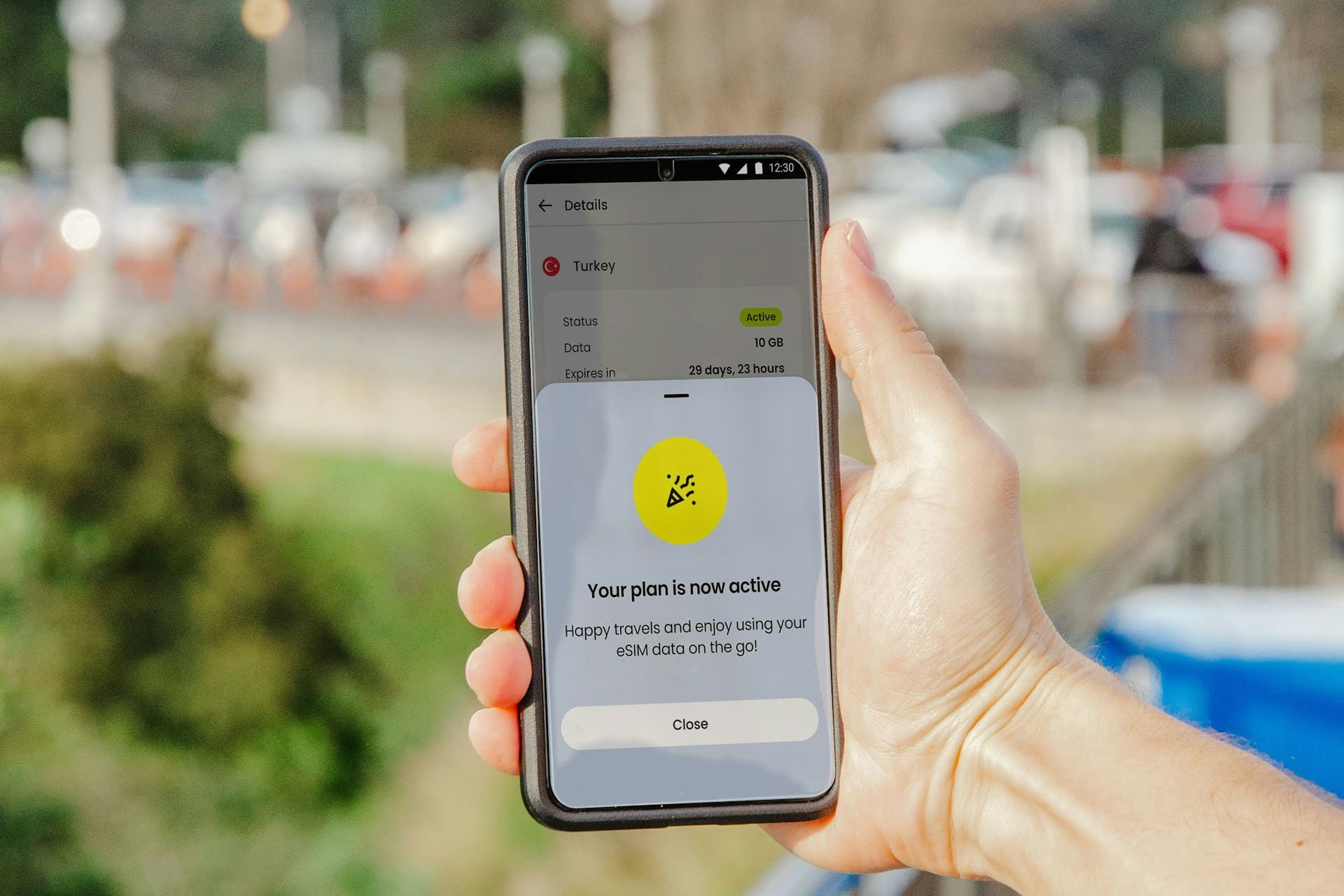 eSIM illusztráció: Opal Pierce az Unsplash-ről