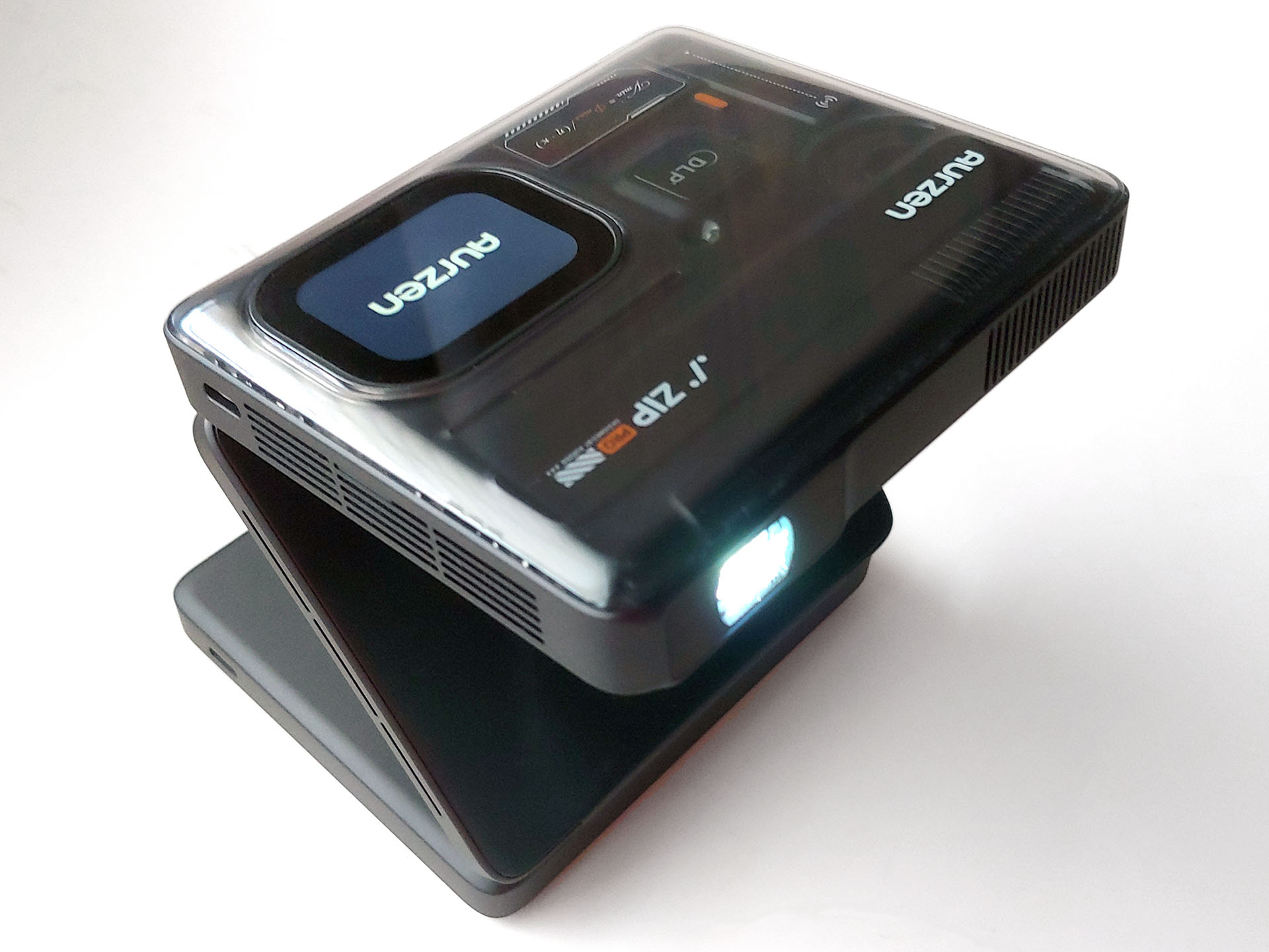 Aurzen Zip Pro.