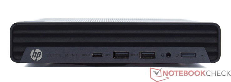Elöl: USB Type-C 20 Gbit/s, 2x USB Type-A 10 Gbit/s, 3,5 mm-es hangszóró