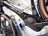 Eredeti: A Futura SL 12 LTD Performance Line SX motorral van felszerelve