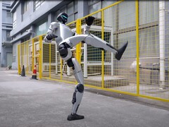 Az Unitree humanoid robotja, a G1 hiteles kung-fu mozdulatokkal nyűgöz le. (Kép forrása: YouTube / Unitree Robotics)