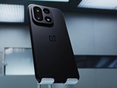 A zászlóshajó OnePlus 15. (Kép forrása: OnePlus)