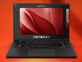 A Purism Librem 16 Linux operációs rendszerrel és adatvédelmi funkciókkal rendelkezik.
