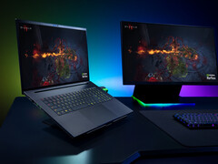 Razer Blade 18 gaming laptop asztali számítógépen (Kép forrása: Razer PR)