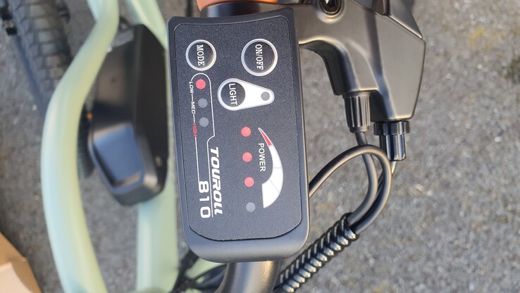 Alapvető LED kijelző - Touroll B2 e-bike teszt