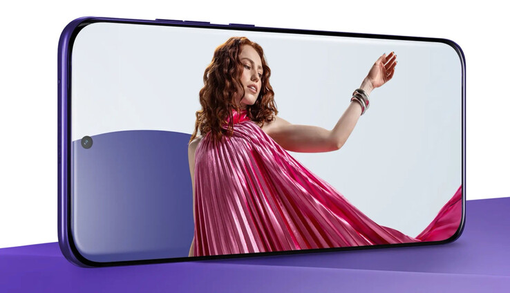 Az Edge 70 Fusion Plus négy ívelt kijelzővel rendelkezik.