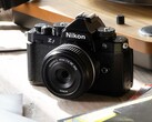 A Nikon jelentős firmware-frissítéssel kedveskedik retro full-frame fényképezőgépének (Kép forrása: Nikon)