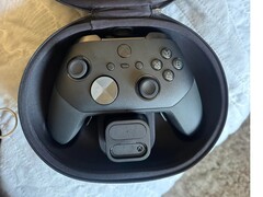 Az Xbox Elite Series 3 vezérlő kiszivárgott képei