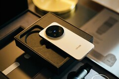 A 2025-ös év legjobb okostelefonja a kamerák tekintetében a Vivótól származik. (Kép forrása: Notebookcheck)