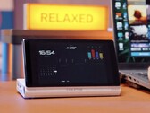 A ScreenDock 5,5 hüvelykes, 720p felbontású kijelzővel rendelkezik. 