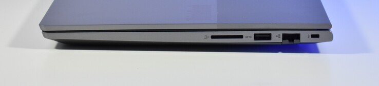 rendben: USB-A 3.2 Gen 1, RJ45-Ethernet, Kensington-lakat