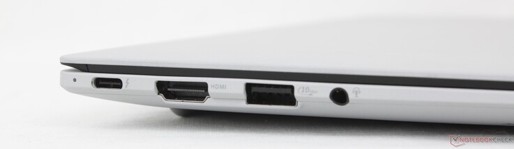 Balra: USB-C 4.0 Thunderbolt 4 w/ DisplayPort + Power Delivery, HDMI 2.1 TMDS, USB-A 3.2 Gen. 2, 3,5 mm-es headset
