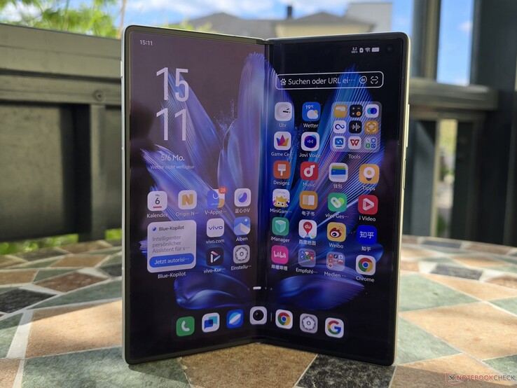 Vivo X Fold3 okostelefon
