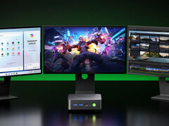 A NucBox K17 mini PC 544,99 dollárról indul a speciális kedvezménykóddal. A képen: a mini PC három kijelzőhöz csatlakoztatva.