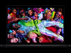 MacBook Pro Liquid Retina XDR kijelzővel.