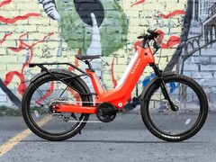 A Segway Xafari e-bike már kapható Crimson Red színben (Kép forrása: Segway)