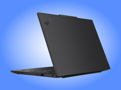 A Lenovo legújabb ThinkPad X13 modelljének méretei: 299 x 207 x 9,85–13,35 mm.