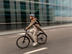 A Decathlon Btwin LD 940E Connect e-bike újabb piacokra érkezett. (Kép forrása: Decathlon)