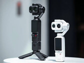 DJI Osmo Pocket 4P gyöngyházfehér színben.