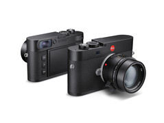 A Leica M EV1 a Summilux-M 50mm f/1.4 objektívvel...