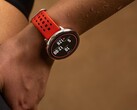 Az Amazfit okosórák, mint az Active 2 (képünkön), új Nordic Walking edzést kaphatnak. (Kép forrása: Amazfit)