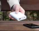 Az Anker 10 000 mAh-s power bank (a képen) már 19 bejelentett incidenshez kapcsolódik. (Kép forrása: Anker)