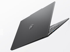 Az új Machenike 14 Ultra az Intel Core Ultra X7 358H processzorral érkezik. A képen: a laptop vékony kialakítását bemutató promóciós kép.
