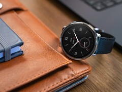 Az Amazfit piacra dobta Európában az Active 2 Premium okosórát (képünkön). (Kép forrása: Amazfit)