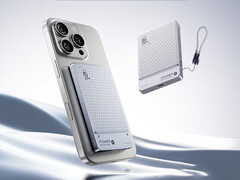 Mindkét RedMagic DAO vezeték nélküli tápegység csak egy USB-porttal rendelkezik (Kép forrása: RedMagic - szerkesztés)