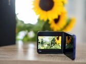 A Razr 70 Ultra akkumulátorának kis helyre kell beférnie, de ennek ellenére megfelelő üzemidőt biztosít.
