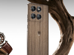 A Motorola Edge 60 Pro már fából készült kivitelben is kapható Kínában. (Kép forrása: Motorola)