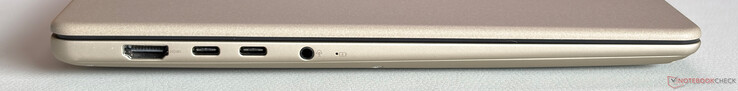 Bal oldalon: HDMI 2.1 (TMDS), 2x USB-C 3.2 Gen.2 (10 Gbps, DisplayPort, Power Delivery), 3,5 mm-es sztereó
