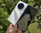 A Vivo X Fold 5 könnyebb lesz, mint az itt látható Vivo X Fold 3 (kép forrása: Notebookcheck)