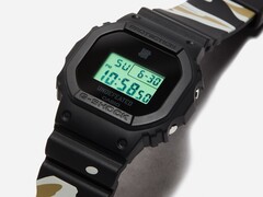 A Casio G-Shock x Undefeated DWE5600UD-1 óra (a képen) már kapható az Egyesült Államokban. (Kép forrása: Undefeated)