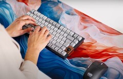Cherry KW 300 MX vezeték nélküli mechanikus billentyűzet