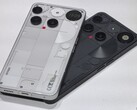 A Nothing Phone 3 aszimmetrikus kamerabeállítással rendelkezik (Kép forrása: Notebookcheck)
