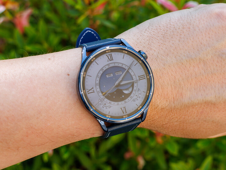 Xiaomi Watch S5 szabadtéren