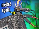RTX 4090 olvasztott 12VHPWR-rel (Kép forrása: Der8auer YouTube csatorna)