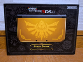 Egy "New Nintendo 3DS LL Hyrule Edition" konzol, amely jelenleg közel 1000 dollárért szerepel az eBay-en (a kép forrása: eBay)