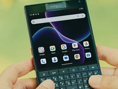 A Titan 2 egy BlackBerry hasonmás, és már megvásárolható a Kickstarteren (Kép forrása: Unihertz)