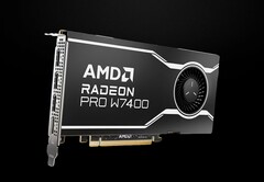 Az AMD Radeon Pro W7400 mindössze 55 wattot fogyaszt (Kép forrása: AMD)