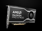 Az AMD Radeon Pro W7400 mindössze 55 wattot fogyaszt (Kép forrása: AMD)