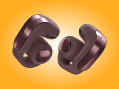 A Bose Ultra Open Earbuds 2. generációja „Cherry Chocolate” kivitelben.