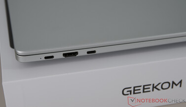 Geekom GeekBook M16 – Csatlakozók a bal oldalon