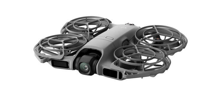 A DJI Neo 2, összehasonlítás céljából.