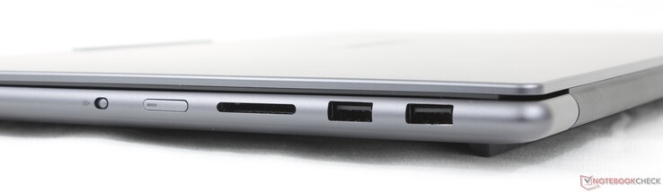 Rendben: SD kártyaolvasó, 2x USB-A (10 Gbps)