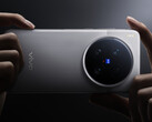 Az ISOCELL HPB mellé mindkét modellben egy Sony LYT-828 csatlakozik, a képen látható X200 Ultra. (Kép forrása: Vivo)