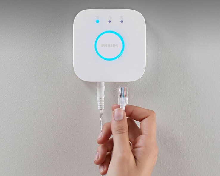 A Philips Hue Bridge v3 felváltja a Hue Bridge v2-t (a képen). (Kép forrása: Philips Hue)