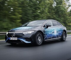 Az elektromos Mercedes EQB 750 mérföldes tesztutat teljesített egyetlen töltéssel (Kép forrása: Mercedes Benz)
