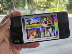 Szabadtéri megtekintés árnyékban